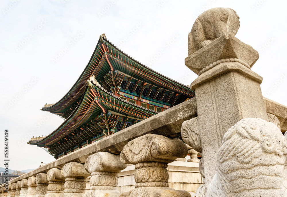 Naklejka premium Exterior of the Gyeongbokgung palace in Seoul, South Korea, Asia