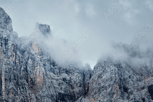 Dolomites mountains © Noe Lcs