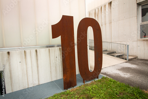 Use of corten 2