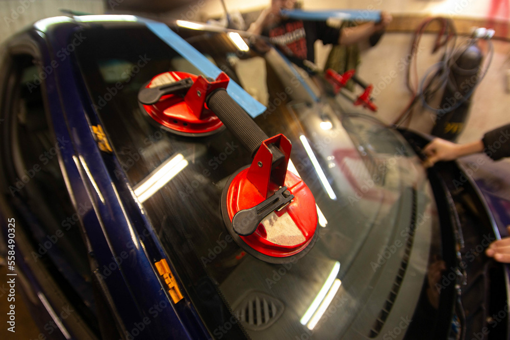 installation of a new and replacement of the windshield of the car.
