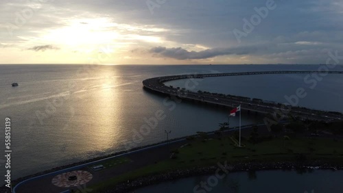 Wallpaper Mural coastal strip panama city Torontodigital.ca