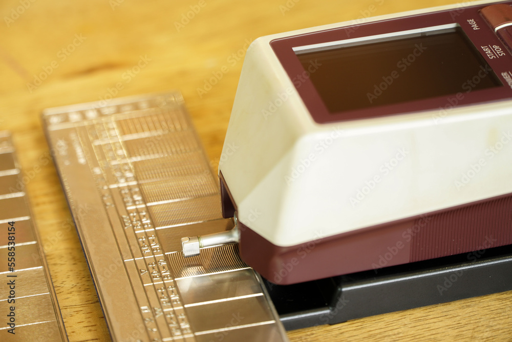 Calibration surface roughness tester machine with gage block,surface