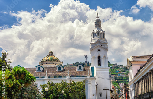 church of El Sagrario de Quito and  Virgin Statue