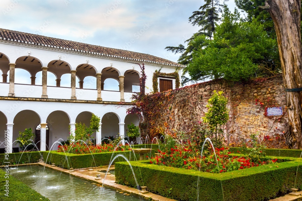 Fototapeta premium Historc gardens in Alhambra, Spain