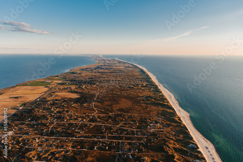 die wunderschöne Küste von Hvide Sande in Dänemark photo