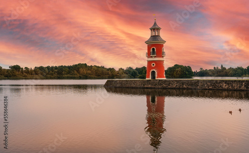 Der Leuchtturm Moritzburg am Moritzburger Großteich, Moritzburg, Sachsen, Deutschland