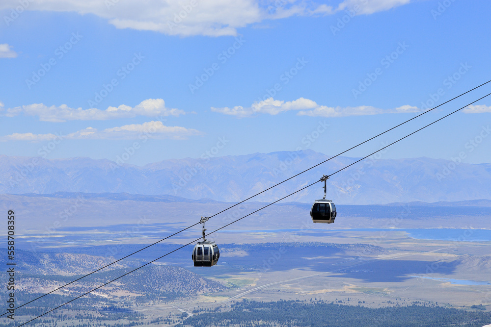 Gondolas to the top of Mammoth mountain in Mammoth Lakes, California Gondolas to the top of Mammoth mountain in Mammoth Lakes, California
