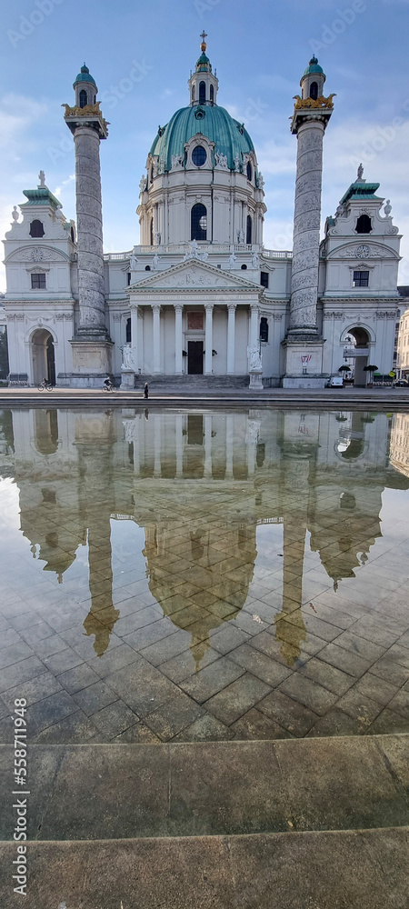 Naklejka premium Igreja Karlskirche de Viena Áustria