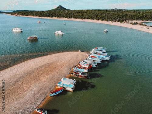 Barcos na Ilha do Amor, Alter do Chão photo