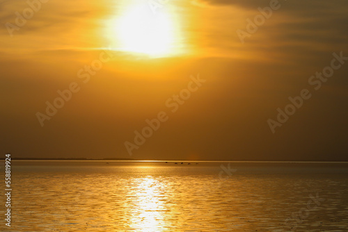 Golden hour in the lake