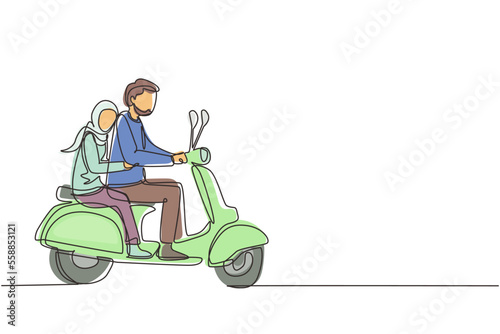 Single continuous line drawing Arabian couple riding motorcycle. Man driving scooter and woman are passenger while hugging. Driving around city. Drive safely. One line draw design vector illustration