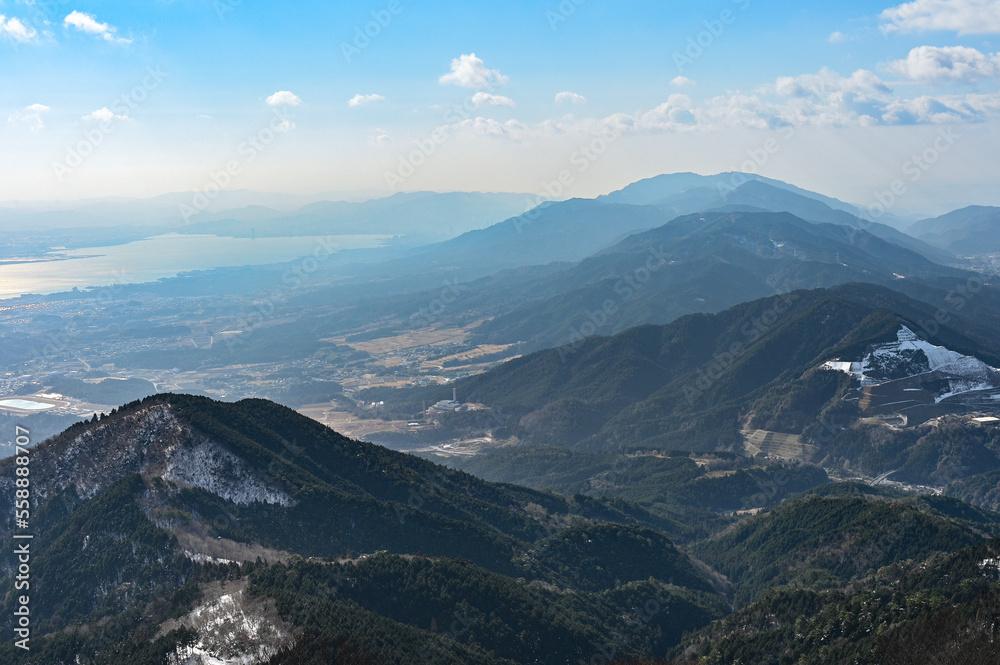 琵琶湖と比叡山（滋賀県）