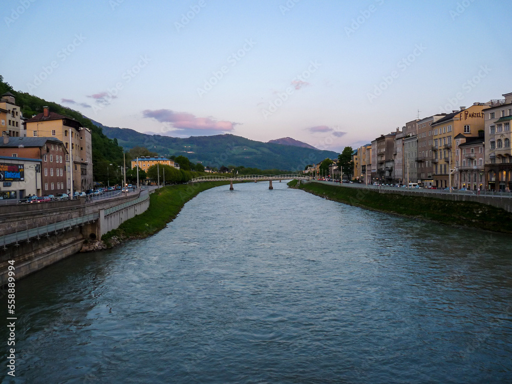 Obraz premium Austria, Salzburg, Plaza de Mozart,