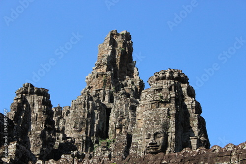 カンボジアのシェムリアップにあるアンコールトム遺跡のバイヨン寺院 © RIE