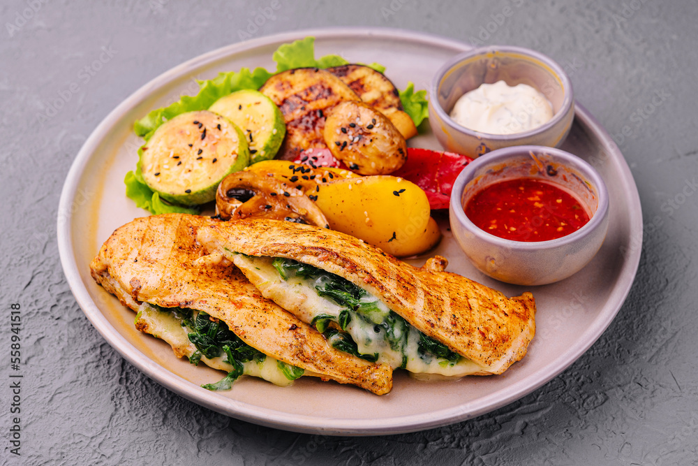 chicken fillet stuffed with seaweed and vegetables