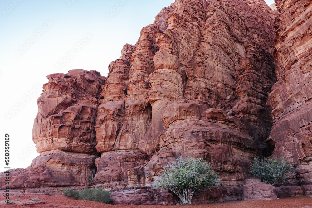 Fototapeta premium Wadi Rum mountains and desert landscape in Jordan
