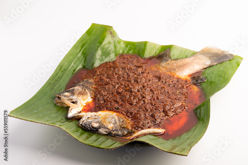 local flavor, fish, sambal, sambal fish, grilled, grilled fish, Malaysia, Thailand, Malaysia food, Thailand food, food, dish, meal, fried, delicious, spicy photo