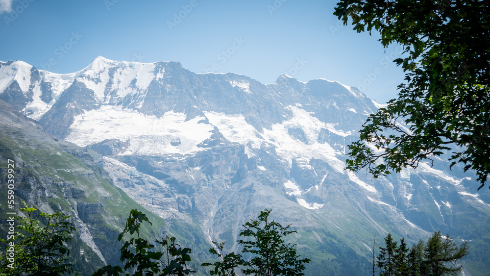 Obraz premium The impressive mountains and glaciers in the Swiss Alps - travel photography