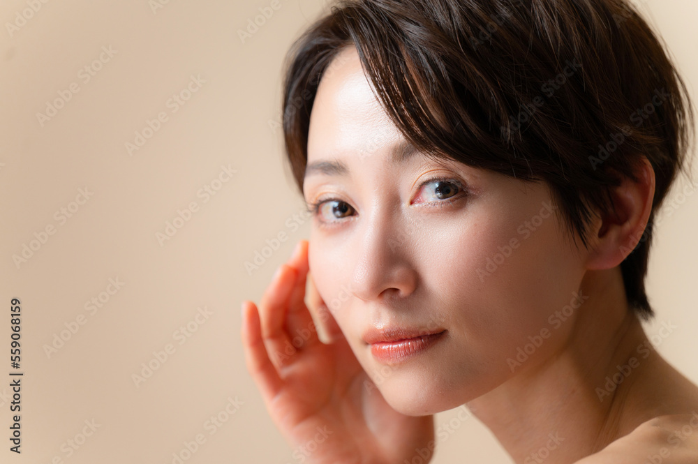 Beauty images of Asian women in spring colors that look easy to use in spring Beauty images of Asian women in spring colors that look easy to use in spring