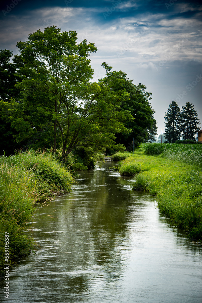 Fototapeta premium Campagna e roggia