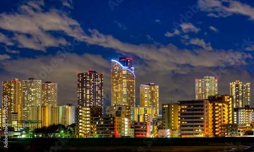 Obraz na płótnie マンション群の夜景