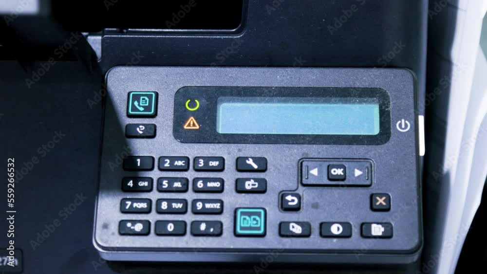 A machine that has just been started has problems with the power indicator and warning symbol flashing A machine that has just been started has problems with the power indicator and warning symbol flashing