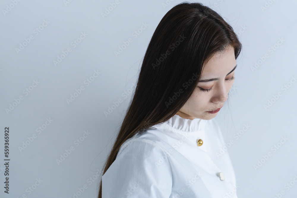 クールで知的な女性 クールで知的な女性