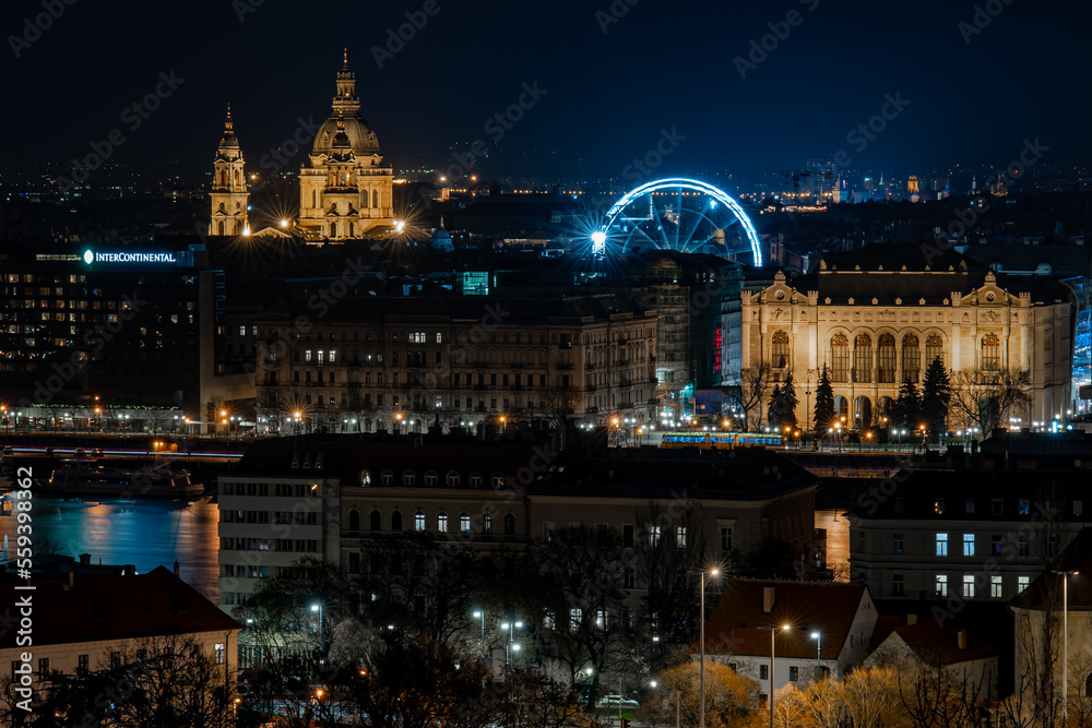 Obraz premium Lights about the Budapest night