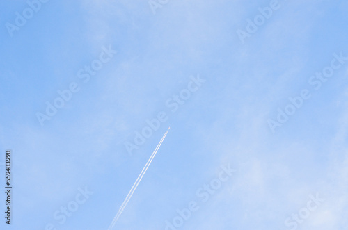Aircraft trajectory sky
