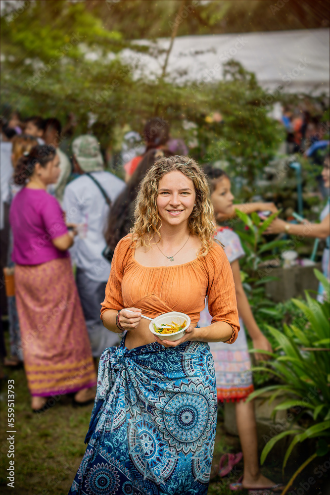 Fototapeta premium Travel woman dive in buddism culture