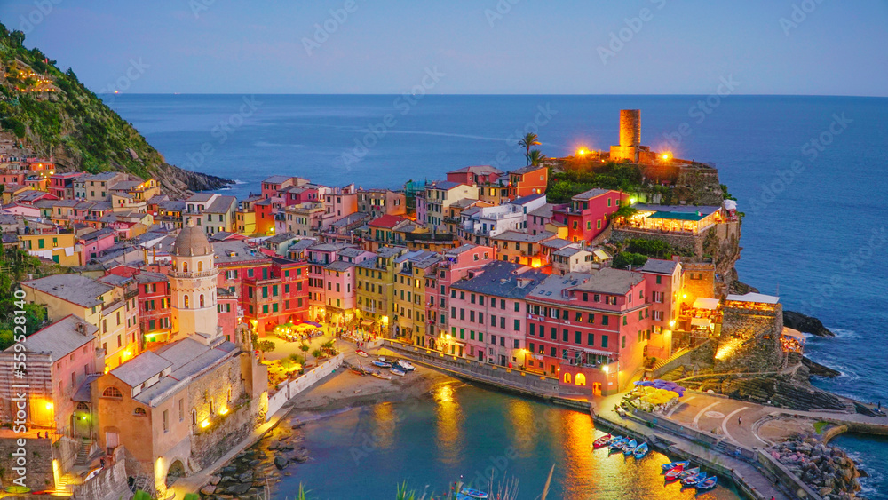 Italy，Cinque Terre，landscape，at night，travel，seaside