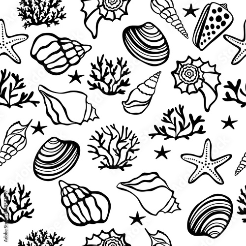 Seamless marine pattern. Summer print with seashells algae and starfish