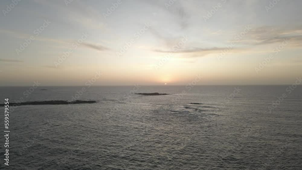 Espectacular amanecer en la playa con faro a islitas Espectacular amanecer en la playa con faro a islitas
