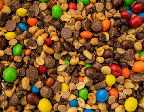 Quadro su tela Peanut Trail Mix Fills The Frame