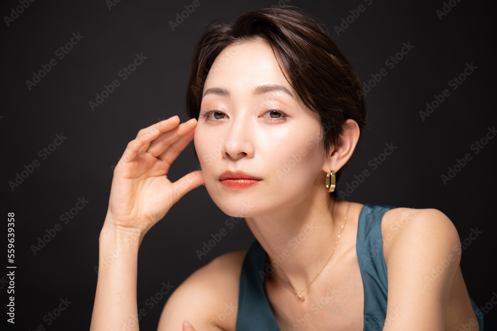 Asian women who could be used for high-end beauty images, etc. Asian women who could be used for high-end beauty images, etc.