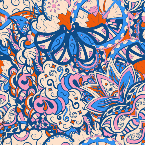 Tracery seamless pattern. Mehndi design. 6 colors. Ethnic doodle texture. Curved doodling background. Vector