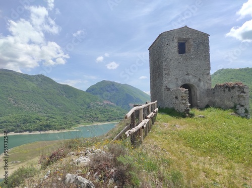 Borgo Antuni, Lago del Turano