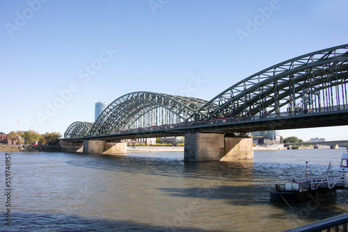 Arch bridge in Cologne © Dr. N. Lange