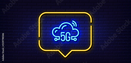 Neon light speech bubble. 5g cloud computing line icon. Wireless technology sign. Mobile wifi internet symbol. Neon light background. 5g cloud glow line. Brick wall banner. Vector