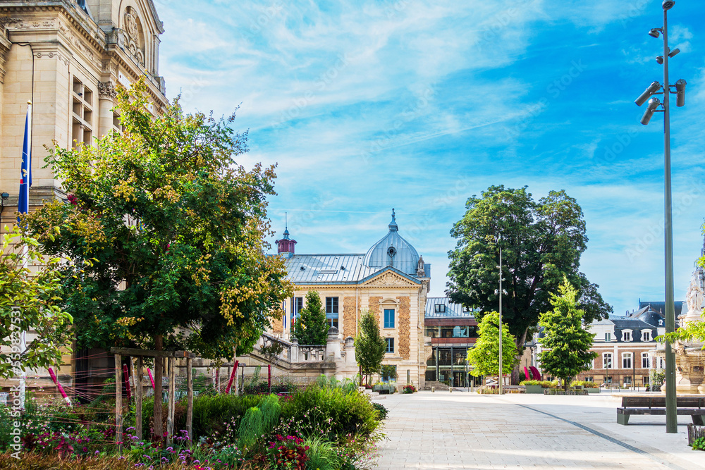 Street view of downtown Evreux, France