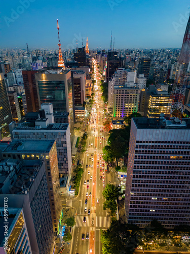 Avenida Paulista at sunset - beggining 