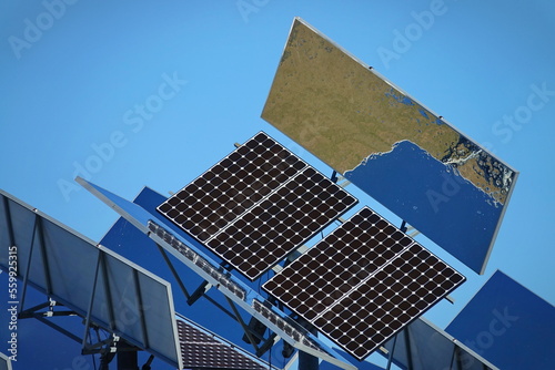 Solar panel modules with side reflectors to increase energy output
