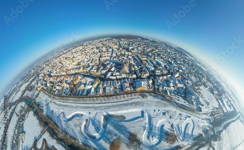 Blick über die Stadt Gunzenhausen im Fränkischen Seenland im Winter