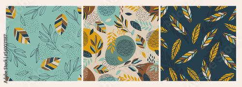 Set of scandinavian seamless doodle pattern with vintage leaves sketch.  For wrapping paper. Ideal for wallpaper, surface textures, textiles.