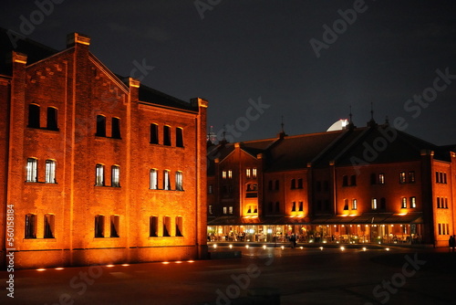 Obraz na płótnie 赤レンガ倉庫 w salonie