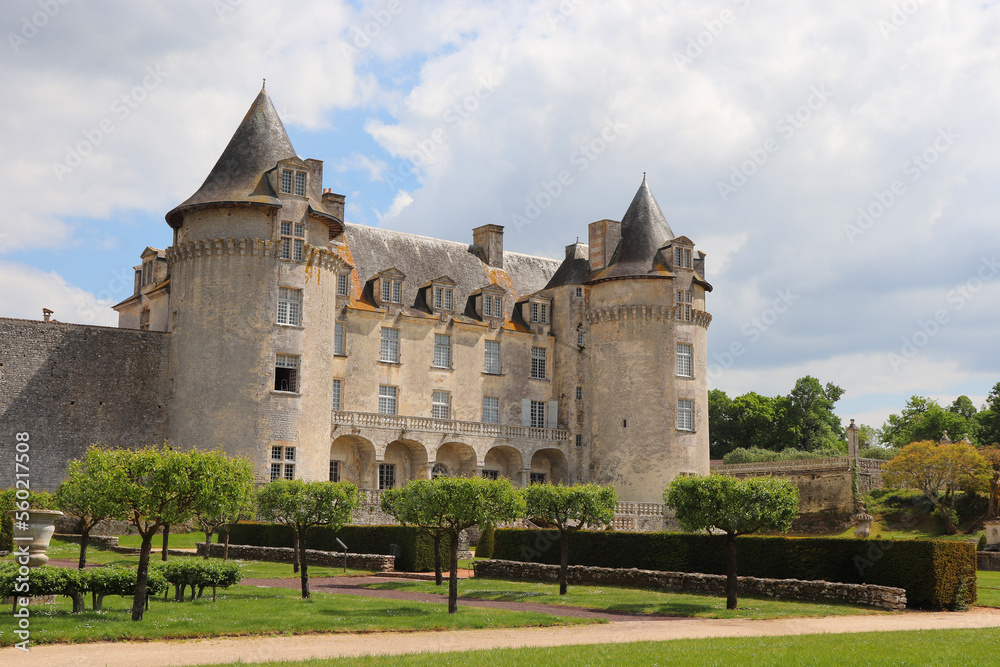 Charente-Maritime - Saint-Porchaire - Chateau de La Roche-Courbon