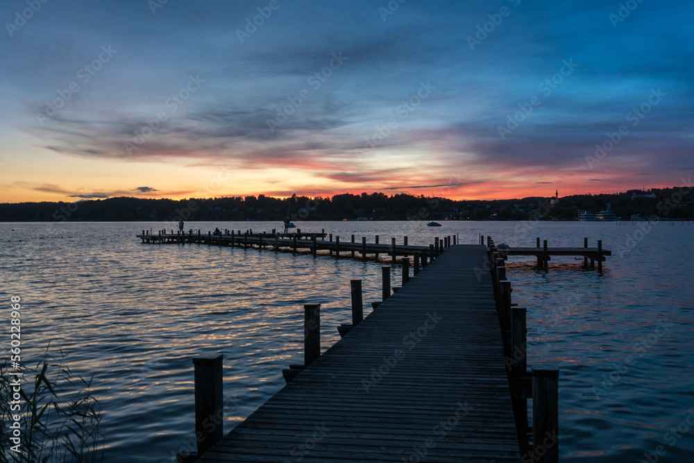 Sonnenuntergang am Starnberger See mit Steg bei Percha, Starnberg