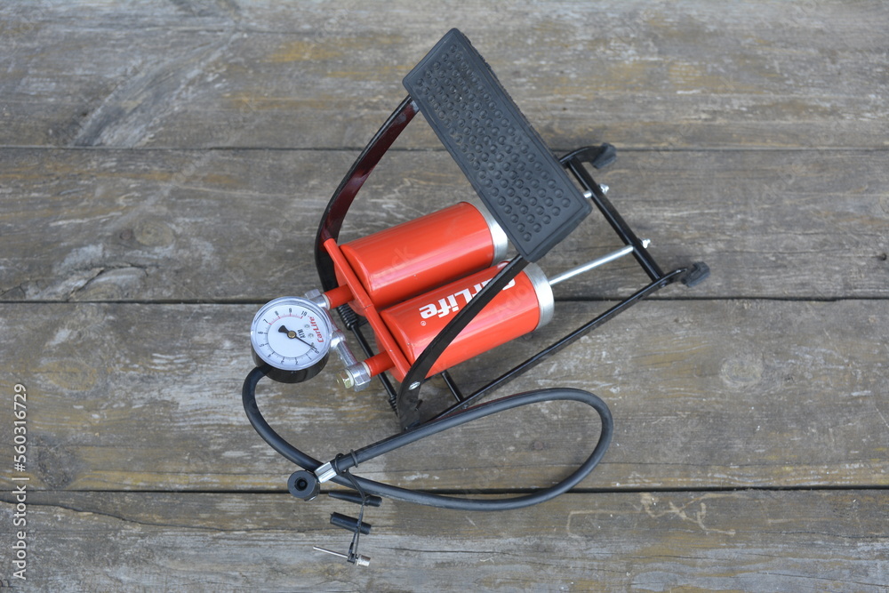 foot pump car tyre