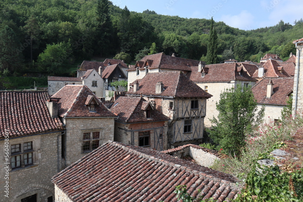 Saint-Cirq-Lapopie, the beautiful village in France