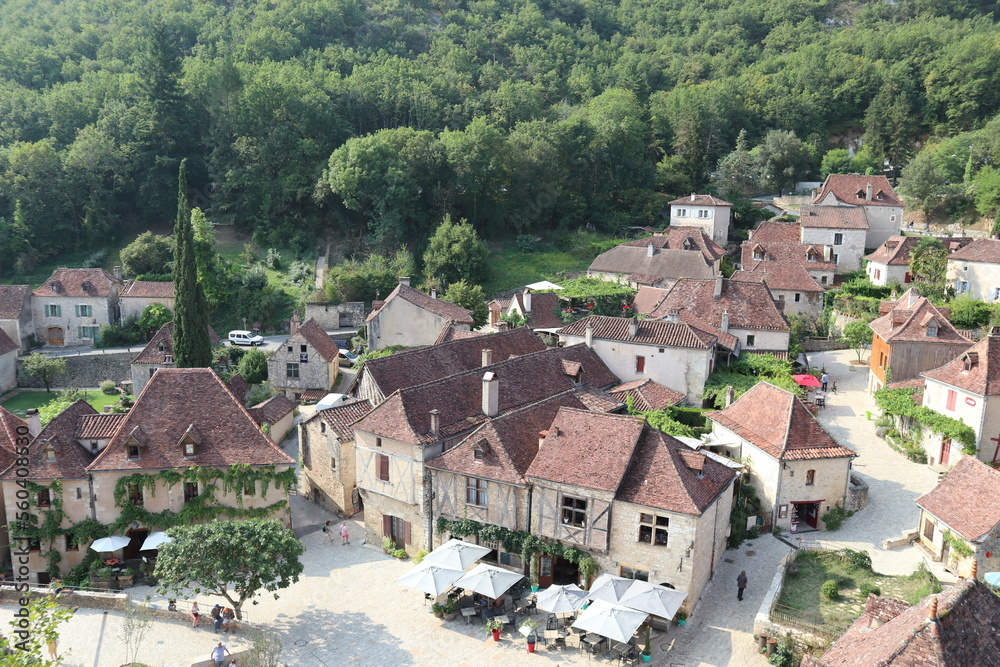 Saint-Cirq-Lapopie, the beautiful village in France Saint-Cirq-Lapopie, the beautiful village in France